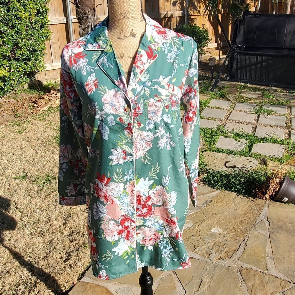 Cupcakes &‎ Cashmere floral button up nightgown pajamas